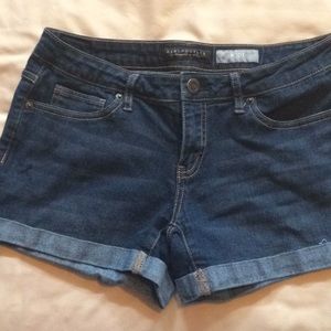 Aeropostale Midi rolled leg shorts.